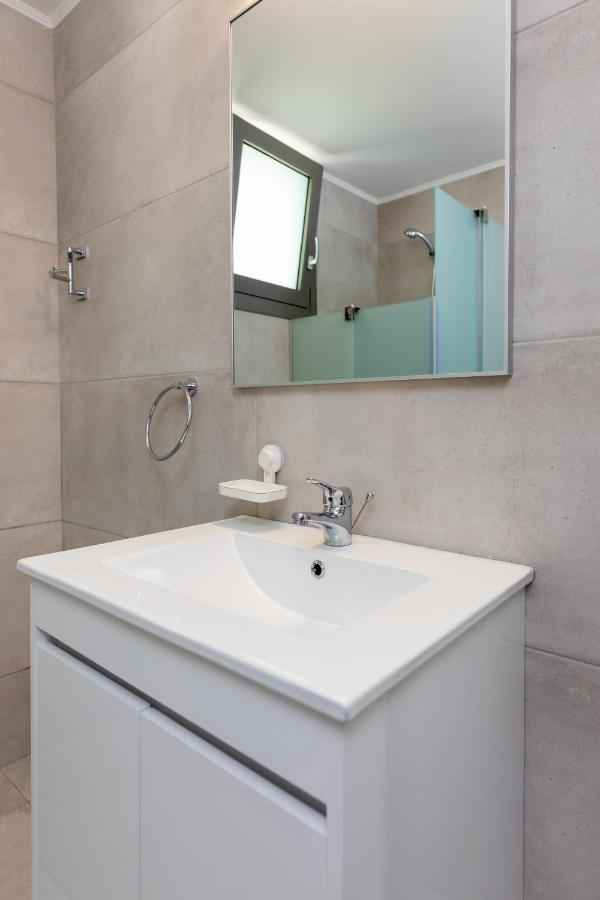 Angelana Luxury Apartments Rhodes City Exterior photo